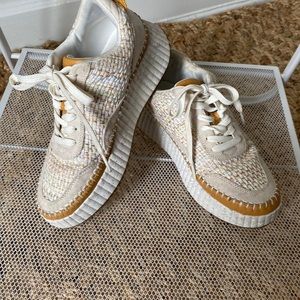 Target women’s Persephone sneakers sz 8.5